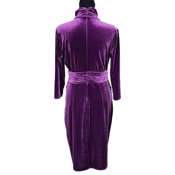 London Times Ruched Velvet Dress Womens Size 8 Purple Whimsigoth Mob Wife Unique - Picture 5 of 13